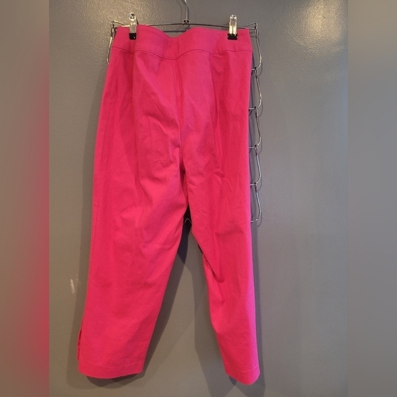 Pink Capris - Picture 3 of 3